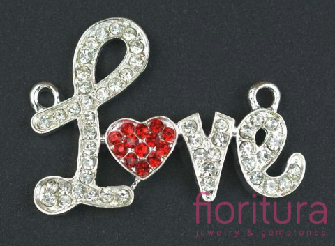 ZAWIESZKA Z KRYSZTAŁKAMI LOVE 30X41MM KOLOR OPRAW SREBRNY