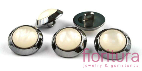 GUZIKI AKRYLOWE 21,5x12,5MM KOLOR CREAM