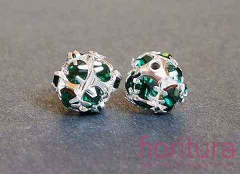 PRZEKŁADKA Z KRYSZTAŁKAMI 8MM KOLOR EMERALD GREEN