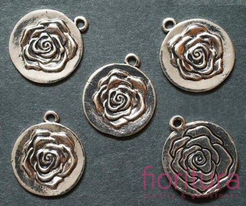 ZAWIESZKA RÓŻA 26x22MM KOLOR STARE SREBRO