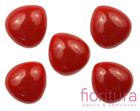 KABOSZON Z ŻYWICY ŁEZKA 16x15MM KOLOR CZERWONY TRANSPARENTNY