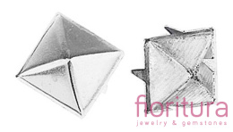 OSTRE ĆWIEKI PIRAMIDKI 7x7MM KOLOR SREBRNY