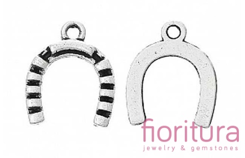 ZAWIESZKA PODKOWA 17x14MM KOLOR STARE SREBRO
