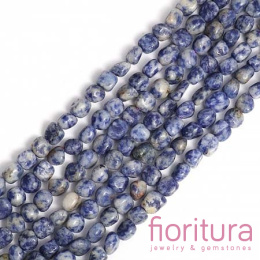 KAMIEŃ NATURALNY SODALIT NIEREGULARNY 12-8x8-4MM SZNUR