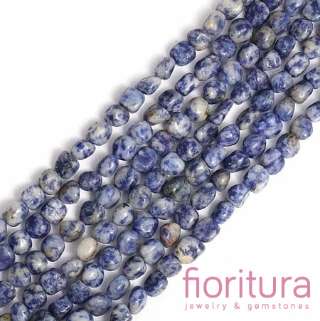 KAMIEŃ NATURALNY SODALIT NIEREGULARNY 12-8x8-4MM SZNUR