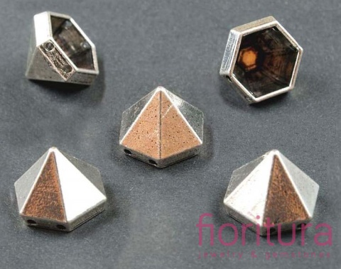ĆWIEKI PIRAMIDKI 12,5x11MM KOLOR SREBRNY