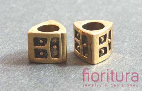 PRZEKŁADKA TRÓJKĄTNY DOMEK 9MM