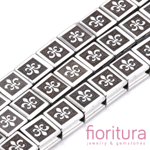 KAMIEŃ SYNTETYCZNY NIEMAGNETYCZNY HEMATYT ELEKTROPLATE KWADRAT Z LILIJKĄ 8x8x5MM