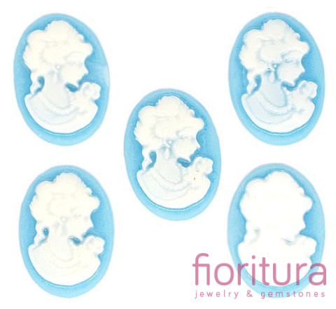KABOSZON Z ŻYWICY KAMEA OWAL 18x13MM KOLOR PODSTAWY NIEBIESKI