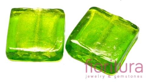 RĘCZNIE ROBIONE KORALIKI SZKLANE SZKŁO WENECKIE ZE SREBRNĄ FOLIĄ KWADRAT 12x12x6MM KOLOR LIME GREEN