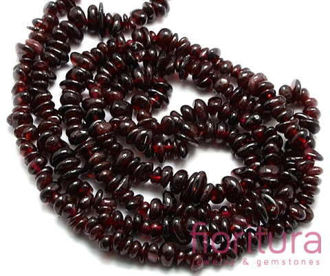 KAMIEŃ NATURALNY GRANAT SIECZKA 5-12MM SZNUR