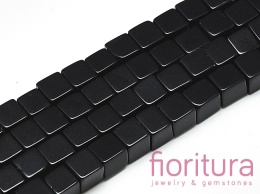 KAMIEŃ NATURALNY ONYKS KOSTKA NIEREGULARNA 6-6,5x6-5,5x6-6,5MM