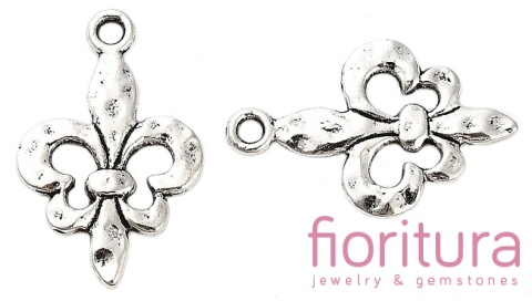 ZAWIESZKA LILIJKA 26x17x3MM KOLOR STARE SREBRO