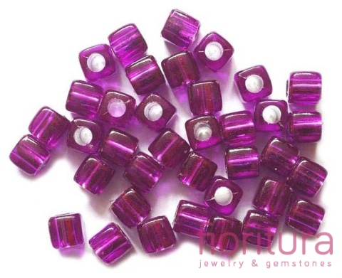 KORALIKI AKRYLOWE KOSTKA 7MM KOLOR PURPUROWY