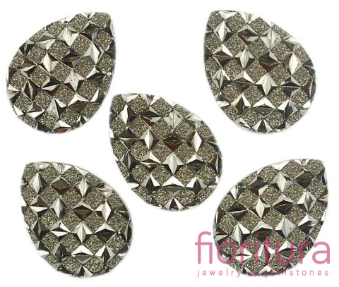 KABOSZON AKRYLOWY Z BROKATEM ŁEZKA 24x17MM KOLOR CZARNY