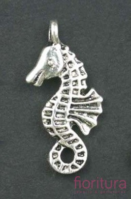 ZAWIESZKA KONIK MORSKI 25x11MM KOLOR STARE SREBRO